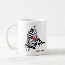 蝶チョと金魚 de los pescados de la mariposa y del oro taza de café