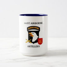 101o Taza aerotransportada de la artillería