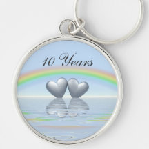 10mo Corazones de la lata del aniversario Llaveros