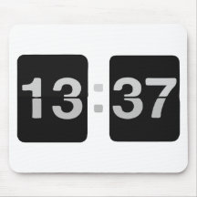 13:37 del reloj de L33T Alfombrilla De Raton