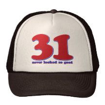 31 años gorros bordados