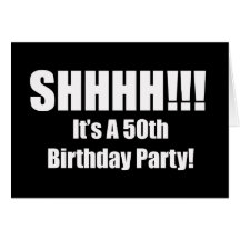 50.o Invitación del fiesta de sorpresa del cumplea Felicitacion