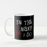 50.o saludo del dedo medio del cumpleaños taza de café