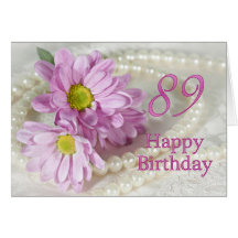 89.o Tarjeta de cumpleaños con las margaritas