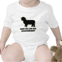 Aceptable para ser una oveja negra diferente camiseta