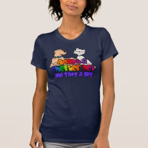 Adopte al mascota del refugio (el arco iris) camiseta