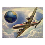 Aeroplano del vintage que vuela en todo el mundo e tarjetas postales