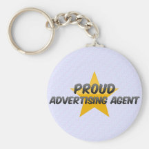 Agente de publicidad orgulloso llaveros