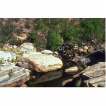 Agua en valle del desierto esculturas fotográficas
