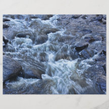 Aguas rocosas tarjeton