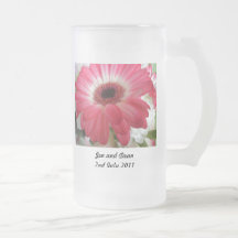 Ahorre la flor de la fecha tazas