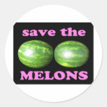 ahorre los melones en negro con rosa pegatina redonda
