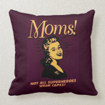 almohada de la mamá del héroe