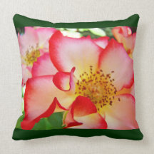 Almohada de tiro rosada roja del día de fiesta de 