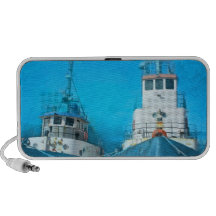 Altavoces viejos de los barcos
