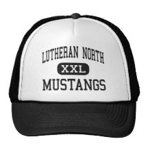 Alto del norte del Lutheran - mustangos - - Macomb Gorra