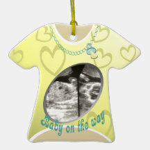 Amarillo de maternidad de la camisa adorno para reyes