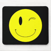Amarillo del KRW que guiña la cara sonriente Alfombrilla De Ratones