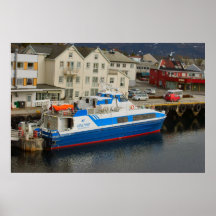 Amarres de Noruega, del agua profunda y nuevos edi Poster