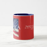 Americano Bandera-con cita de John F. Kennedy Tazas