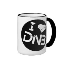 amo el tambor del dnb y la taza redonda baja de la