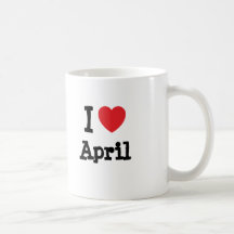 Amo la camiseta del corazón de abril tazas