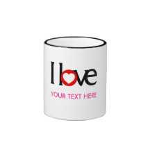 Amo la taza del texto de la plantilla