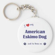 Amo mi perro esquimal americano (el perro masculin llavero
