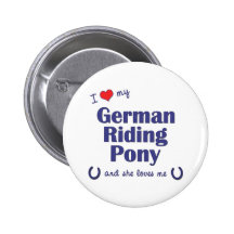 Amo mi potro alemán del montar a caballo (el potro pins