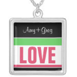 AMOR:: con los nombres rosa, verde, y collar del n