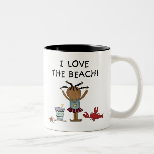 Amor del chica I la playa Tazas