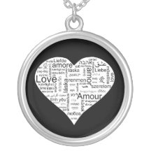 Amor en corazón de muchas idiomas grímpola