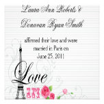Amor en la recepción nupcial del poste de París Invitaciones Personales