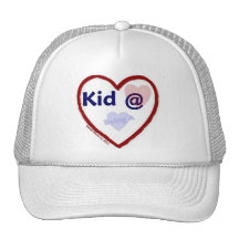 Amor que es un corazón del niño @ gorro