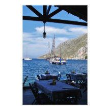 Anclado fuera del Taverna Papeleria Personalizada
