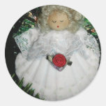 Ángel del navidad pegatina redonda
