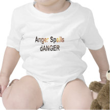 angerspellsdanger- (blanco) camiseta