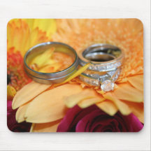 Anillos de bodas florales tapete de ratón