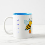 Apenas taza feliz de la abeja
