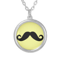 Apenas un bigote collares