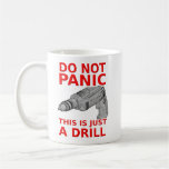 Apenas un humor divertido de la taza del taladro