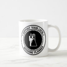 Apoye a su planificador local del boda tazas