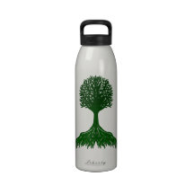 Árbol del mundo botallas de agua