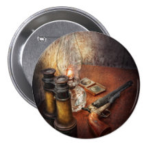 Arma - el código de las aventuras pin