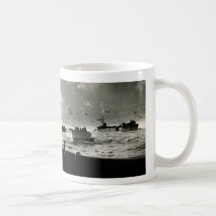 Asalto Iwo Jima de los infantes de marina de WWII  Taza De Café