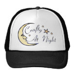 Astuto en la noche gorra