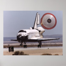 Aterrizaje del esfuerzo del transbordador espacial poster