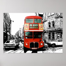Autobús rojo brillante en Londres Posters