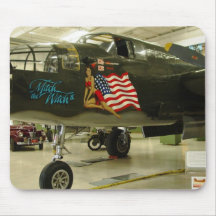 Aviones de la bruja WWII de Mitch Alfombrillas De Ratón