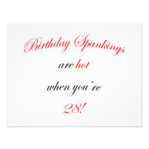 Azote de 28 cumpleaños invitaciones personalizada